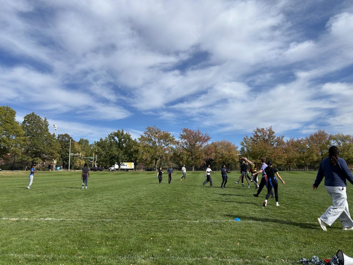 Teams Freshmen and Minions compete.